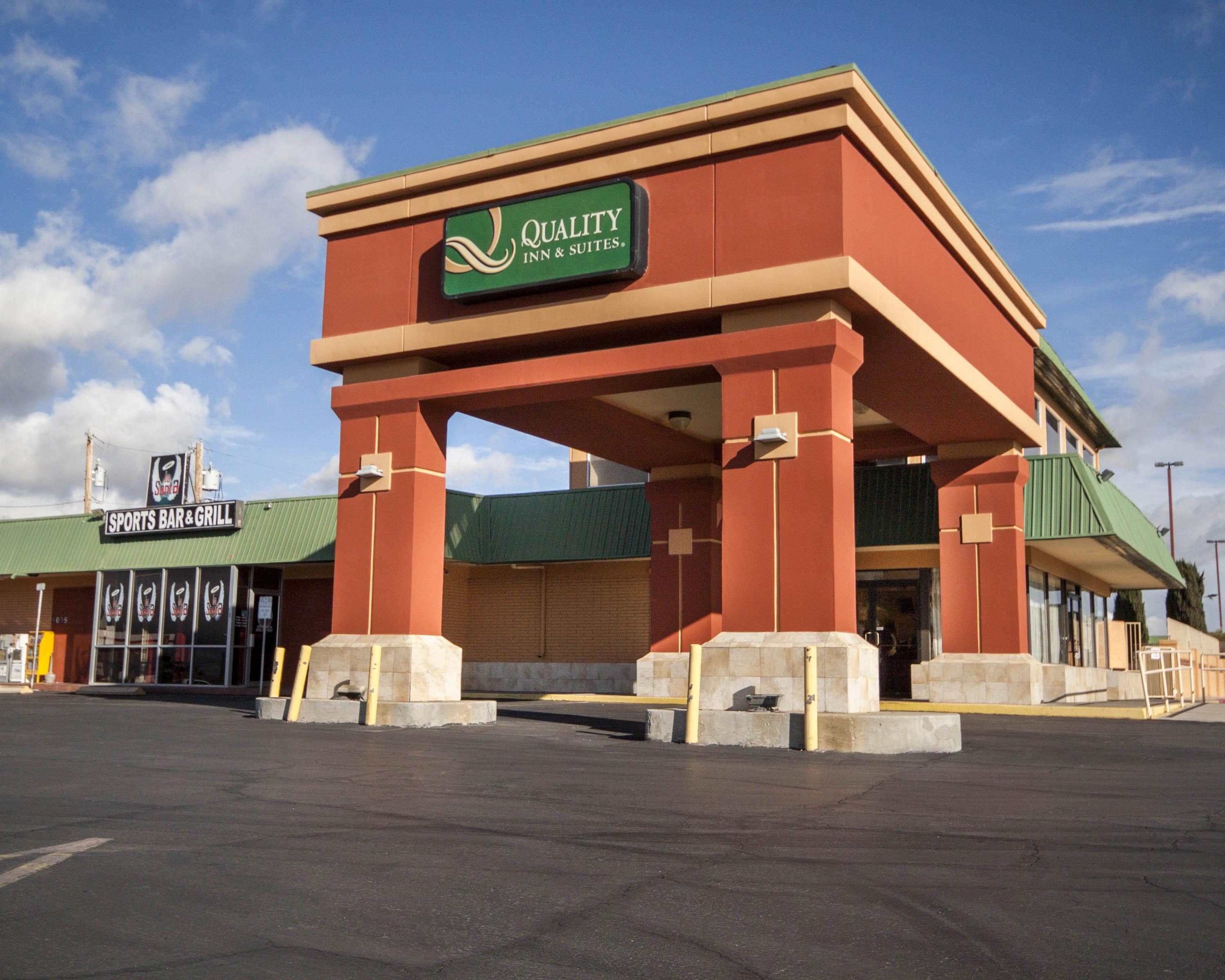 Quality Inn & Suites Airport El Paso Exterior photo