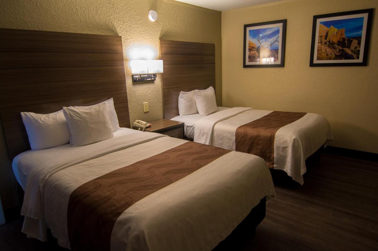 Quality Inn & Suites Airport El Paso Exterior photo